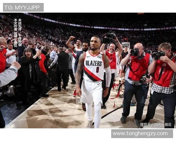 开拓者队逆袭爵士队，取得系列赛领先